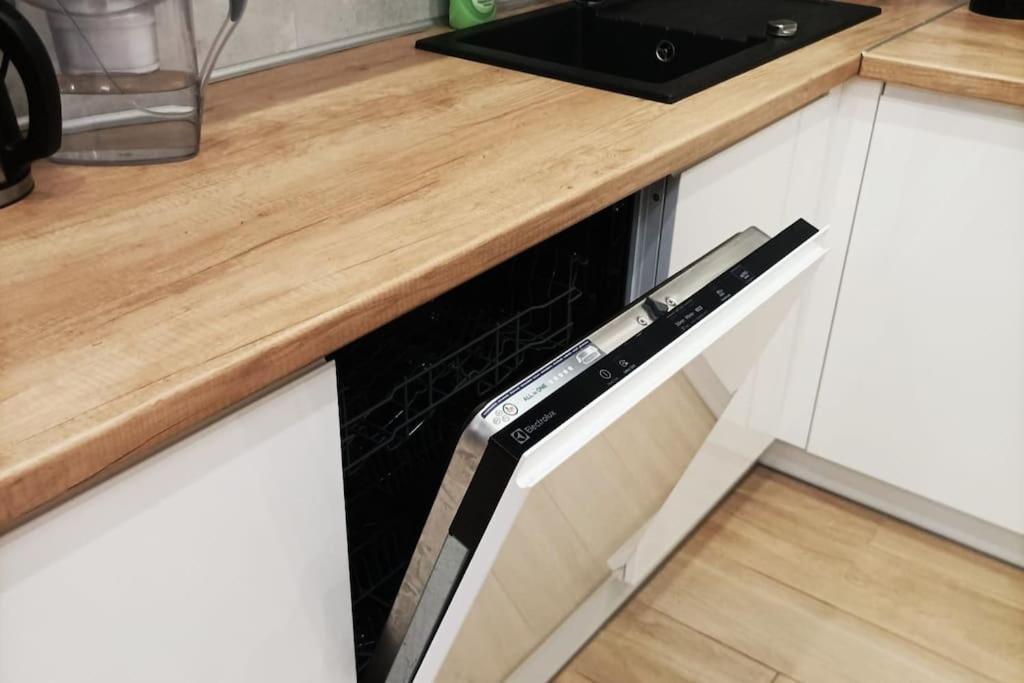 Appartamento Nowoczesny Apartament Z Przestronna Lazienka Stalowa Wola Esterno foto